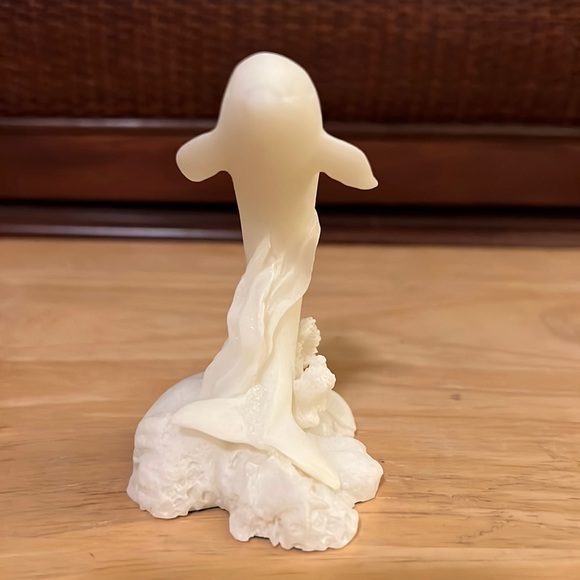 COLLECTIBLE LENOX CHINA DOLPHIN•NEW IN BOX - Picture 2 of 8